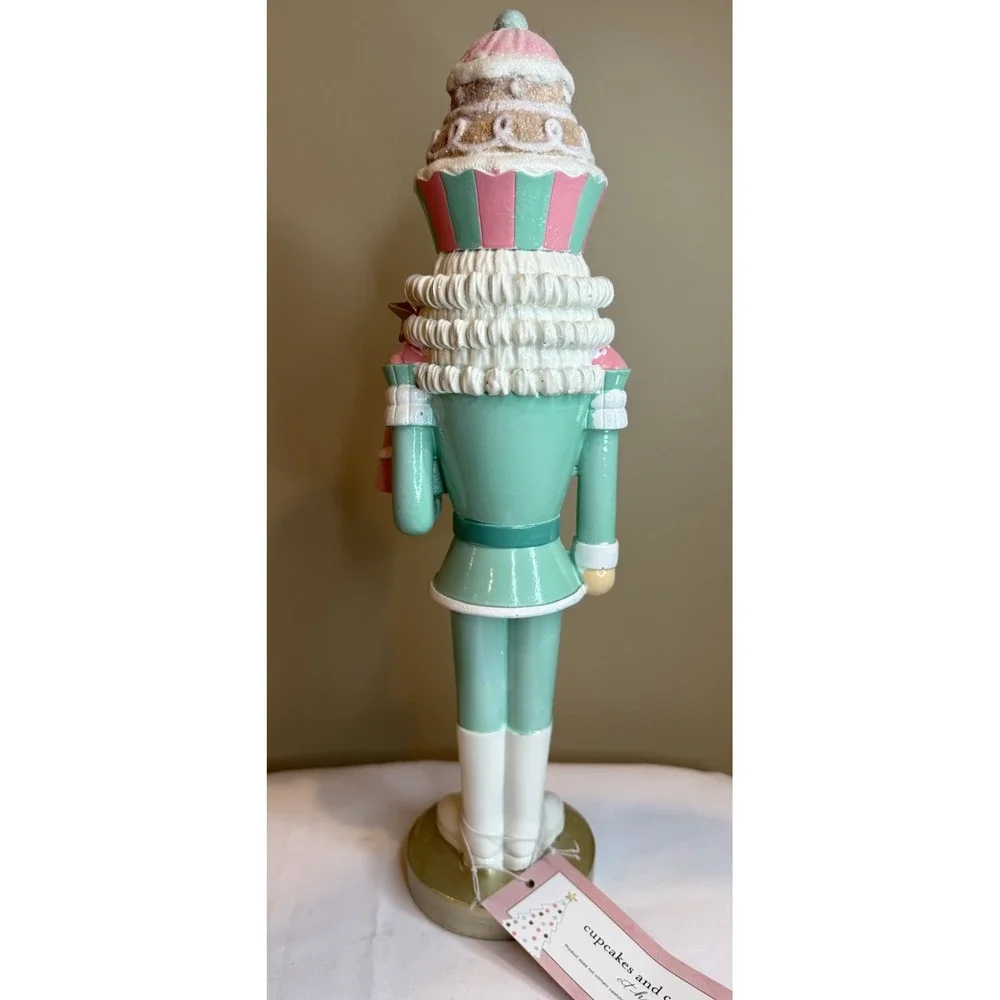 Cupcakes & Cashmere Christmas‎ Nutcracker Holiday Cupcake Holiday Decor 14
